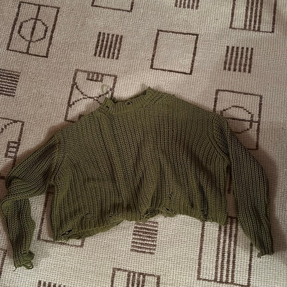 Crop distressed sweater